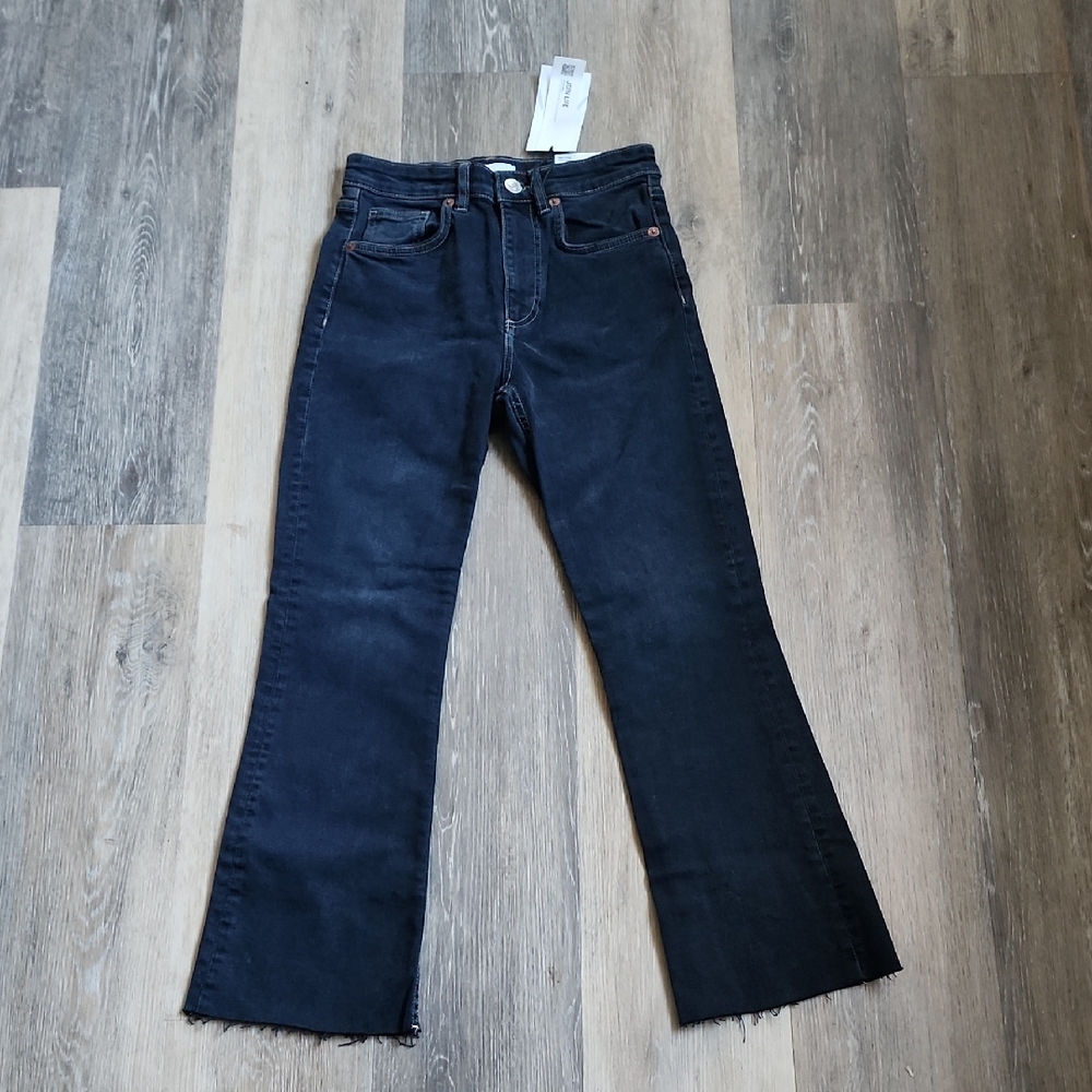 ZARA JEANS CROP FLARE